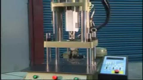 KT系列立式塑胶射出成型机 (KT Series-Vertical Injection Molding Machine)